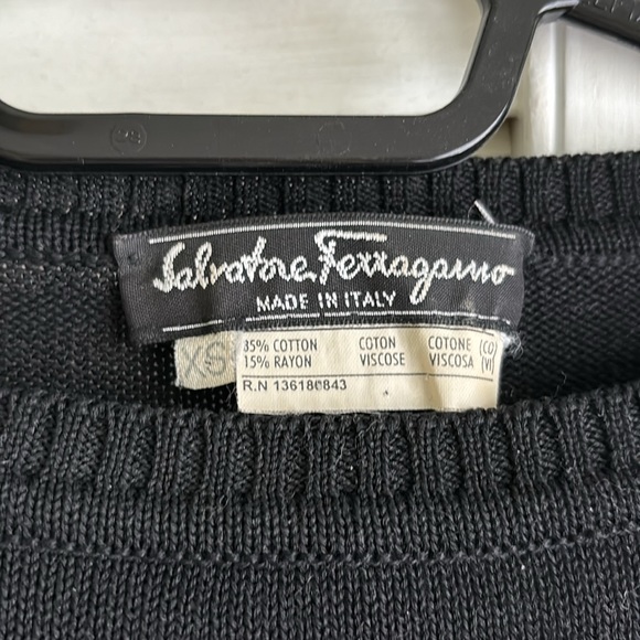 Salvatore Ferragamo top, made in Italy, XS, 85%cotton,15% Raton - Picture 2 of 6